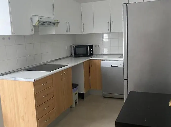 Apartment Center 3 Bedrooms